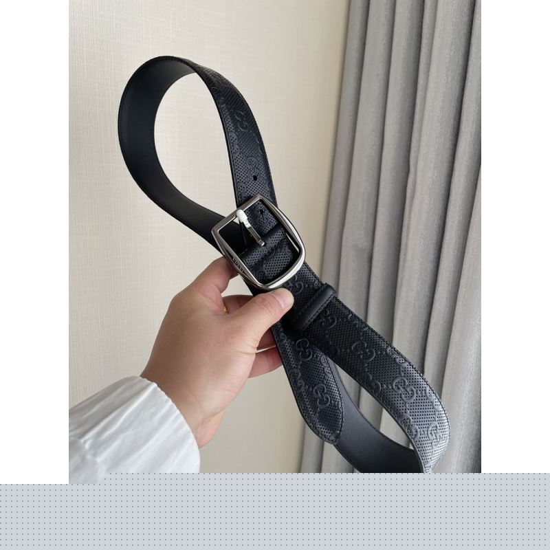 G*u*i belts